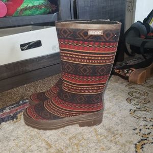 Muk Luk Aztec womens boots